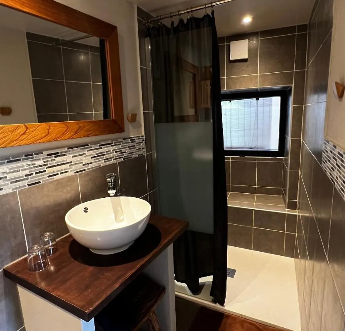 La Calade Chambres D'Hotes & Espace Bien-Etre Chirols Bed & Breakfast