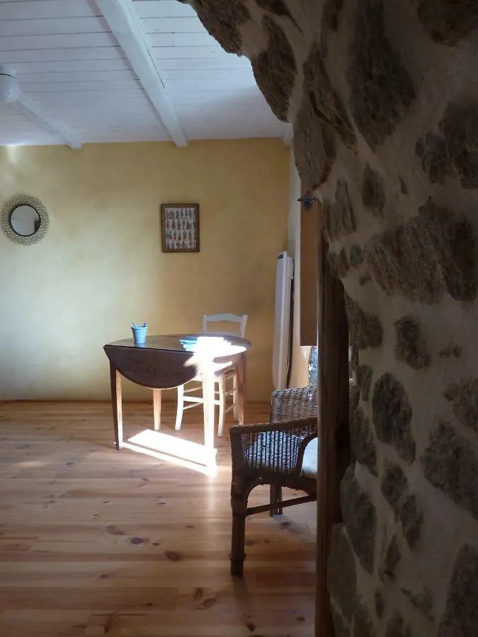 La Calade Chambres D'Hotes & Espace Bien-Etre Chirols